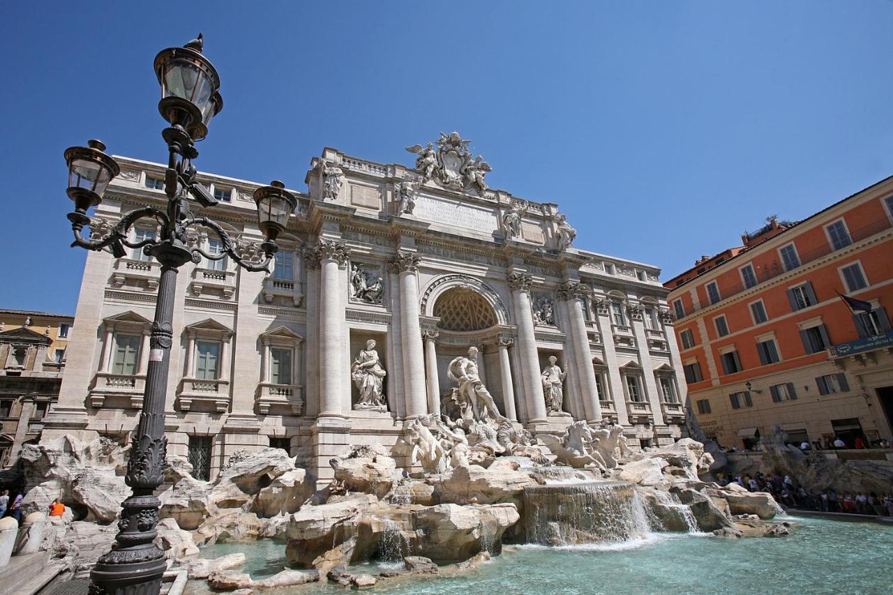 Trevi Fountain *