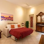 Rome Trevi Fountain Apartment