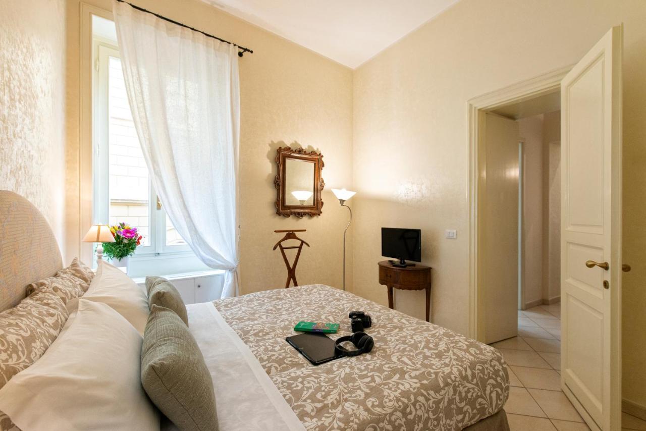 Trevi Fountain Apartment