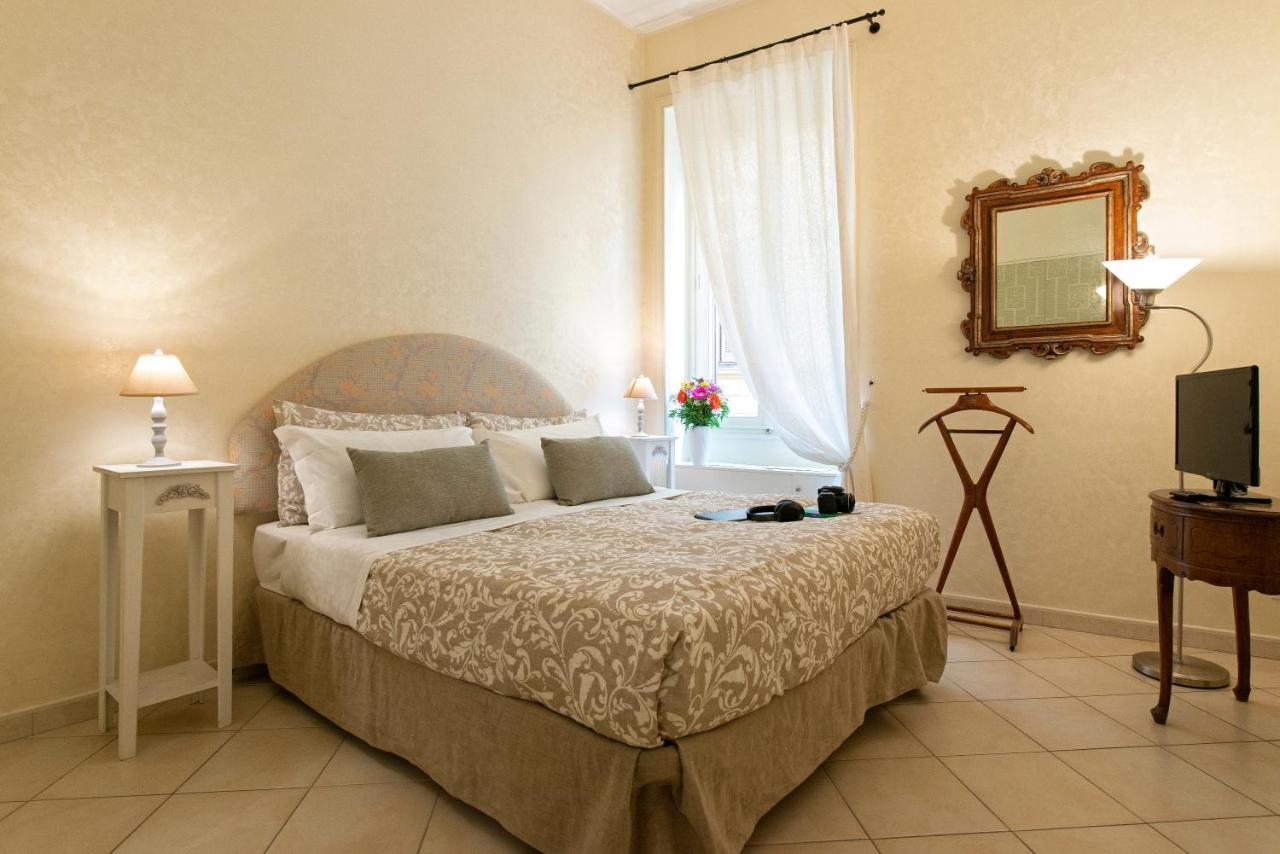 Apartment Trevi Fountain Rom