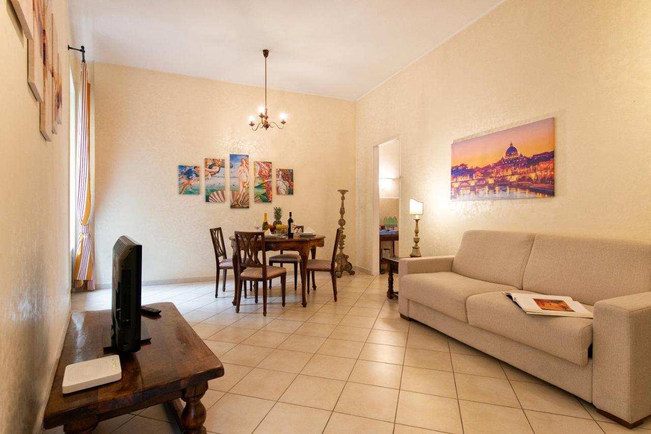Apartment Trevi Fountain Rom